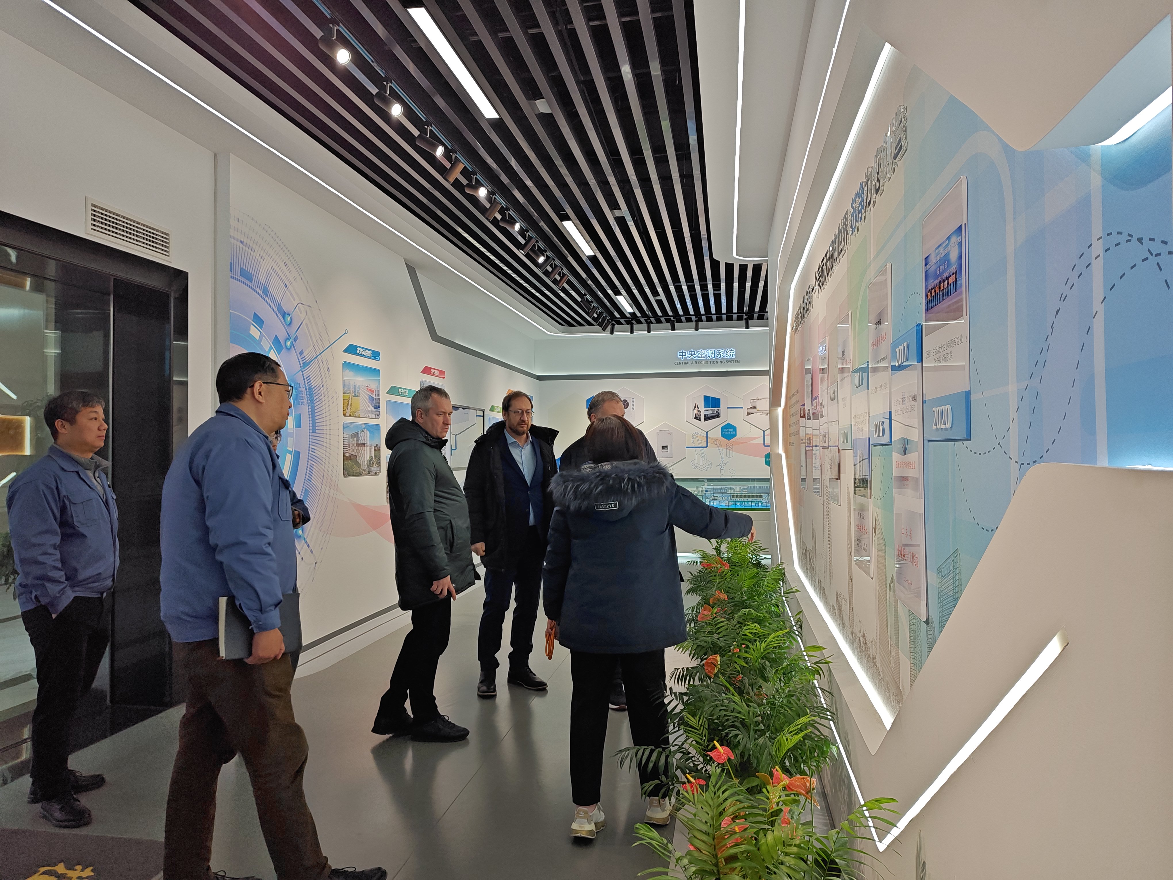 俄羅斯EST團(tuán)隊(duì)參觀訪問蘇凈布什工廠并達(dá)成戰(zhàn)略合作